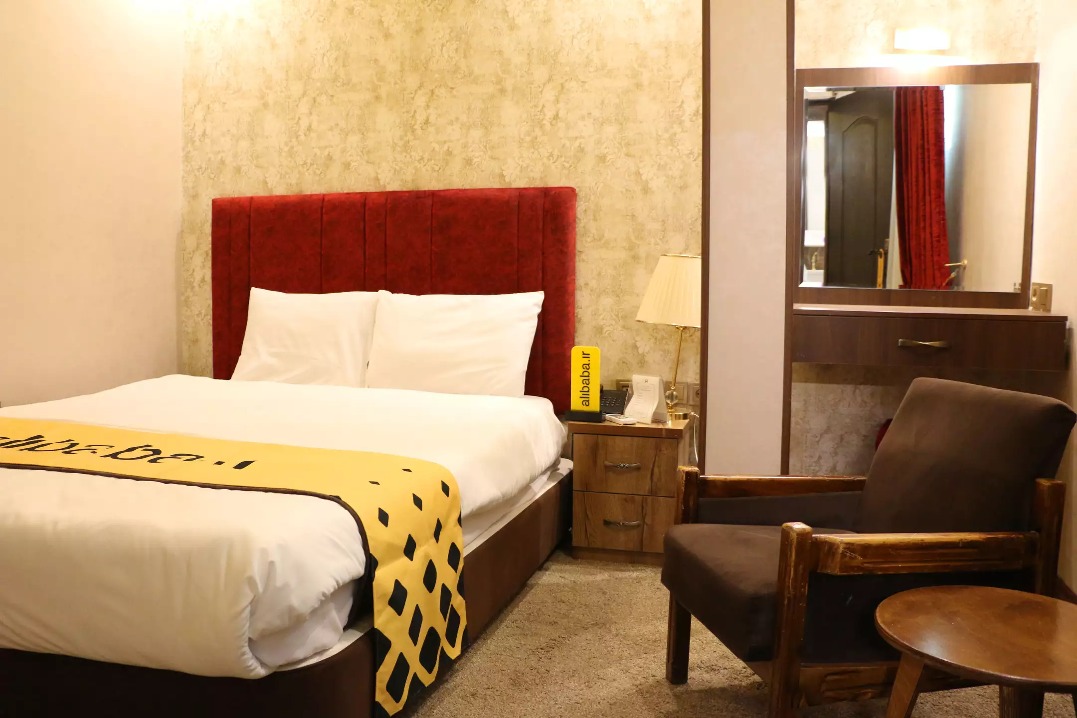 Alibaba https://cdn.alibaba.ir/ostorage/hotel-accommodation-images/68d25dfaac13a7ed0d865efd_سوییت چهار نفره (4).webp